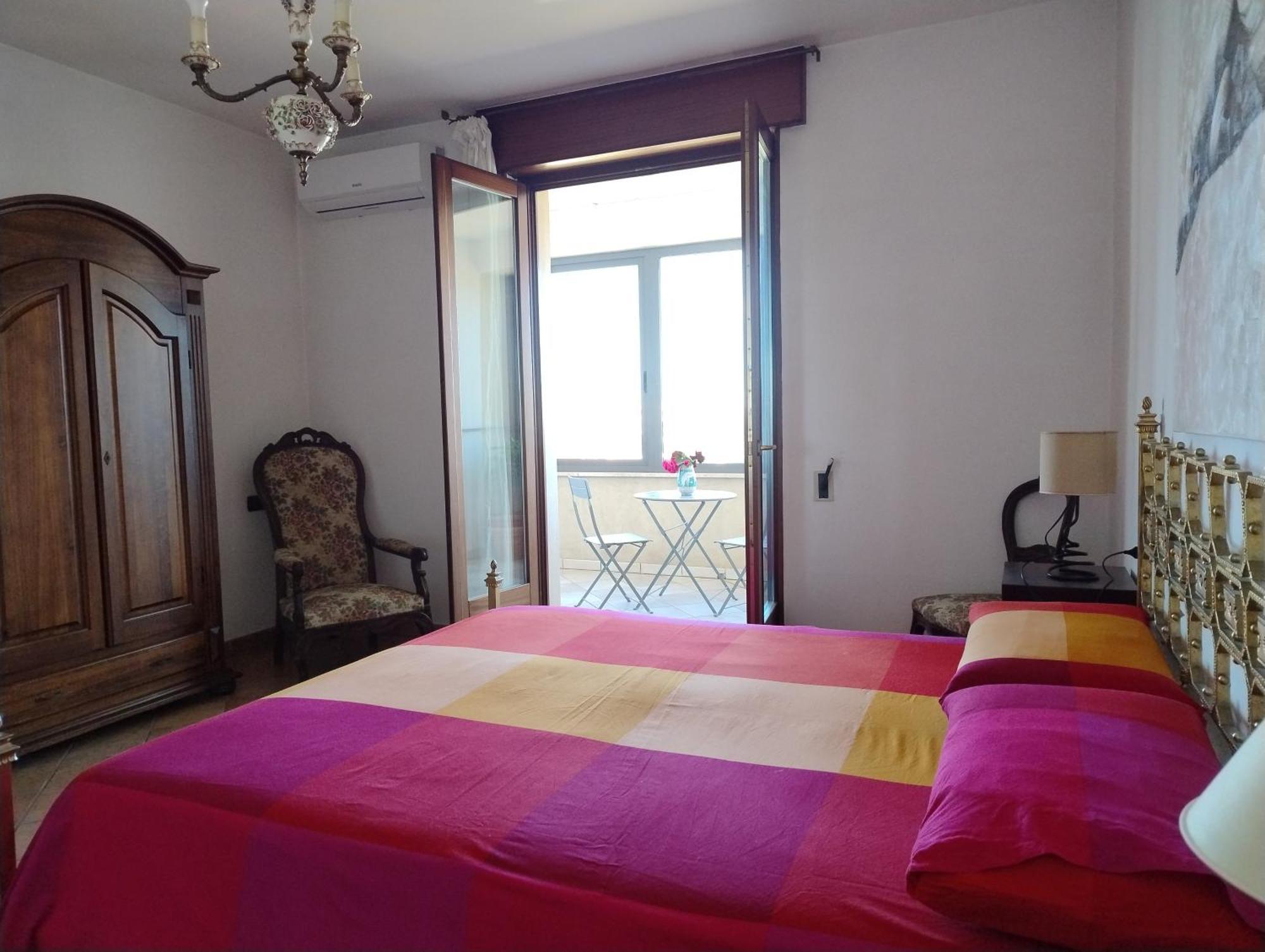 Favolosa Casa Con Terrazza, Idromassaggio, Cortile E Garage Auto Каровиньо Экстерьер фото